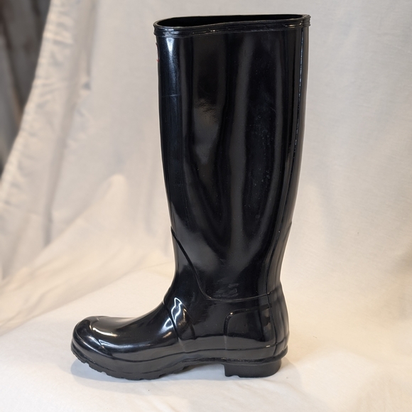 Hunter Black Tall Rain Boots - Picture 7 of 13